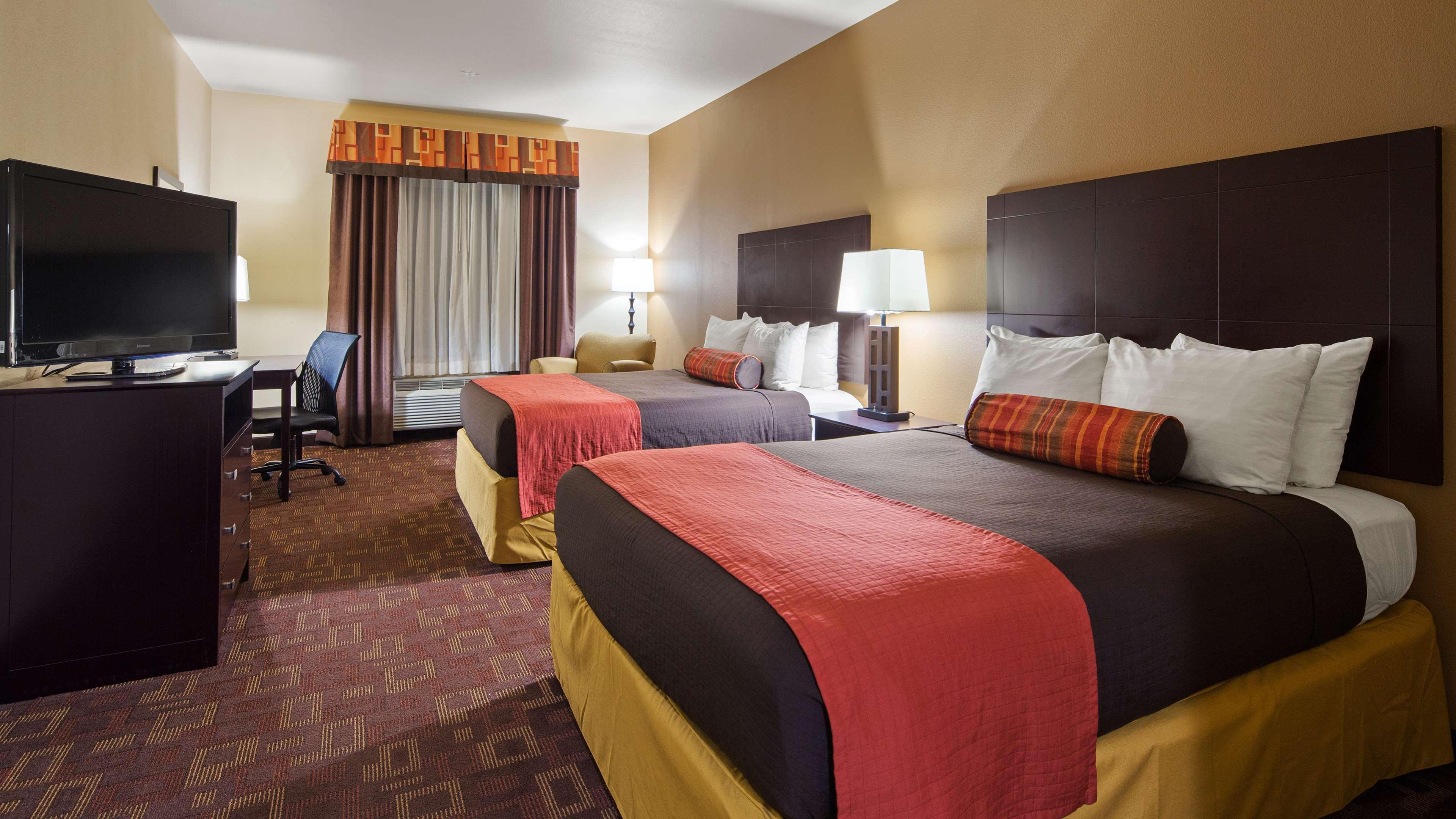 Best Western Plus Goliad Inn & Suites Exterior photo