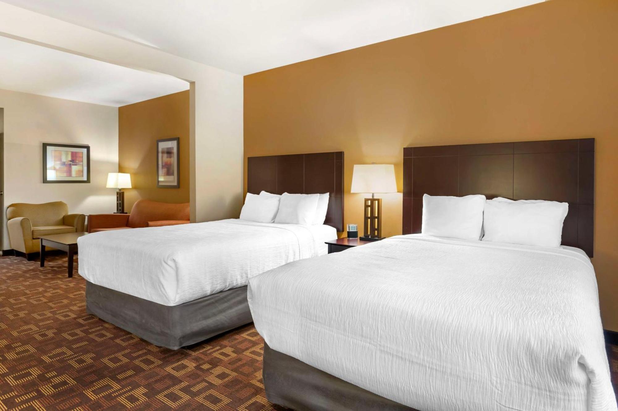 Best Western Plus Goliad Inn & Suites Exterior photo