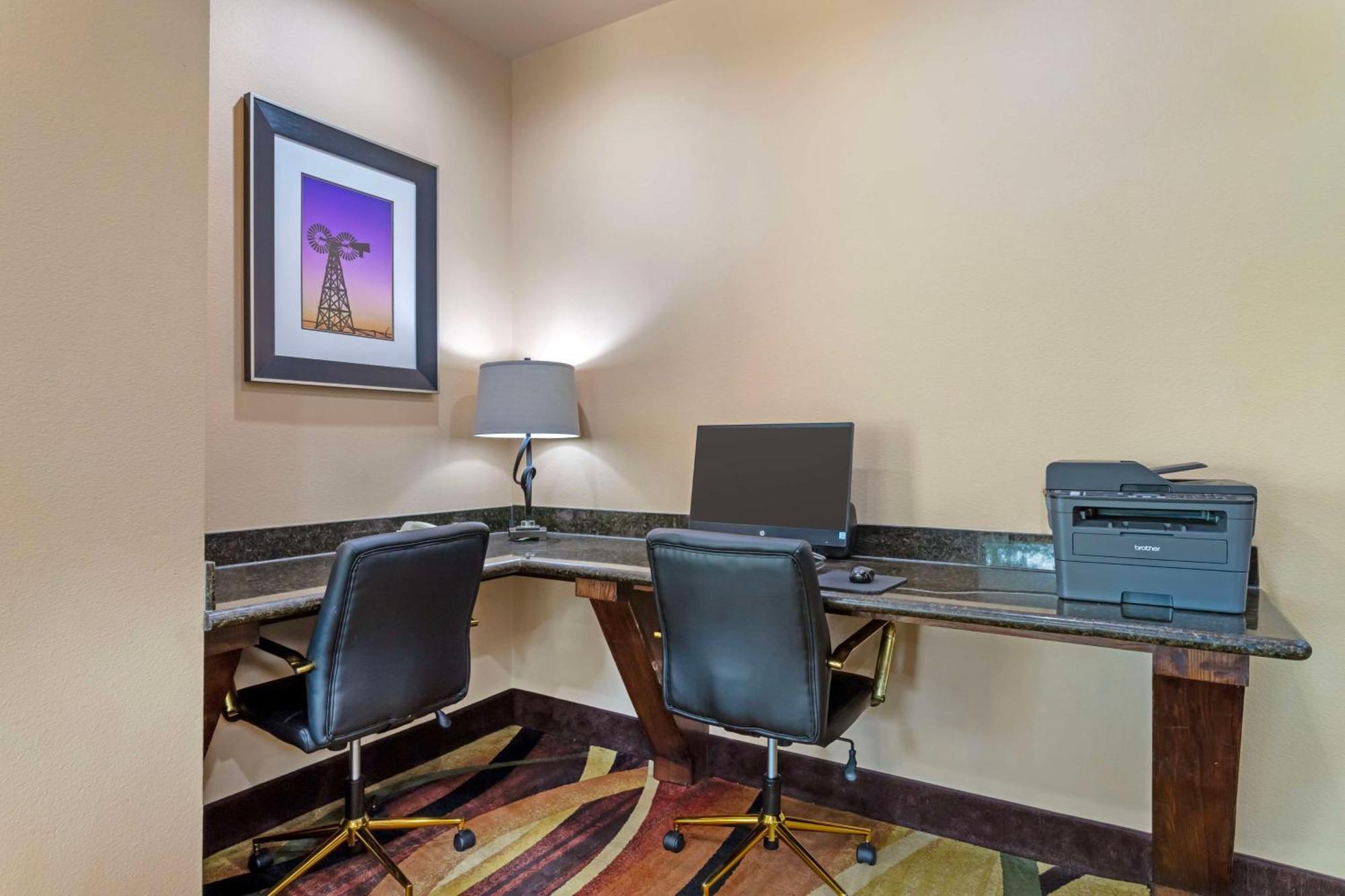 Best Western Plus Goliad Inn & Suites Exterior photo