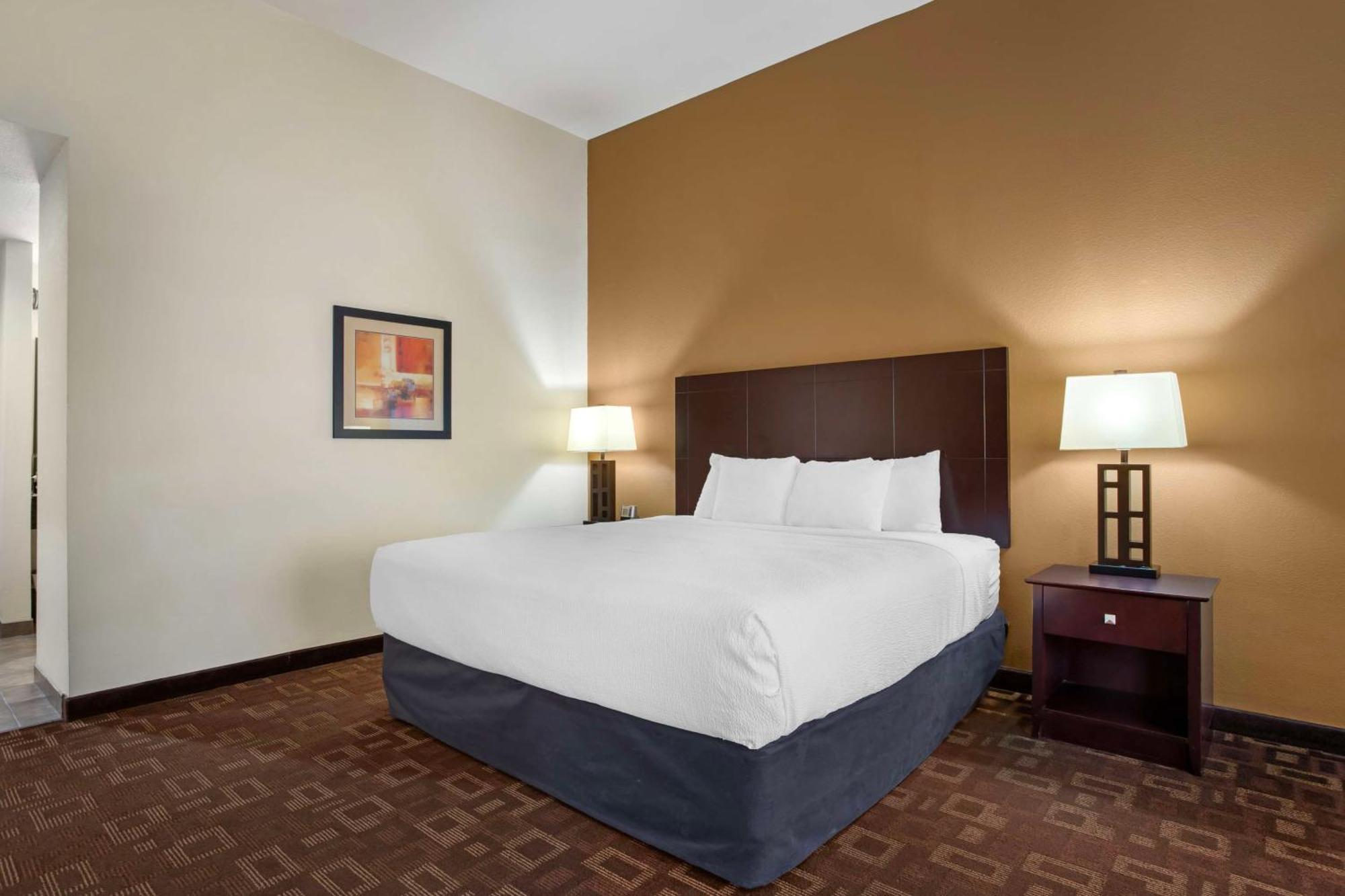 Best Western Plus Goliad Inn & Suites Exterior photo