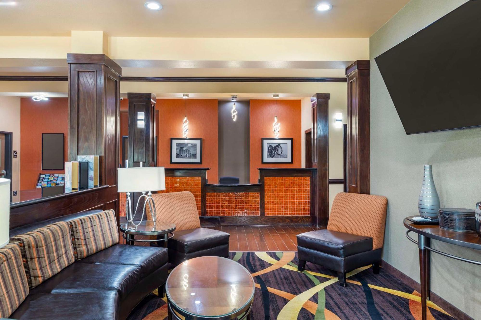 Best Western Plus Goliad Inn & Suites Exterior photo